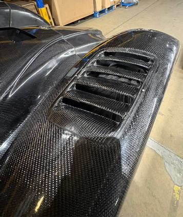 Icarus Carbon Fibre Vent Mounted