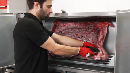 Ultima RS Engine Cover Vac Bagging and Curing Mould - V8CREATIVE