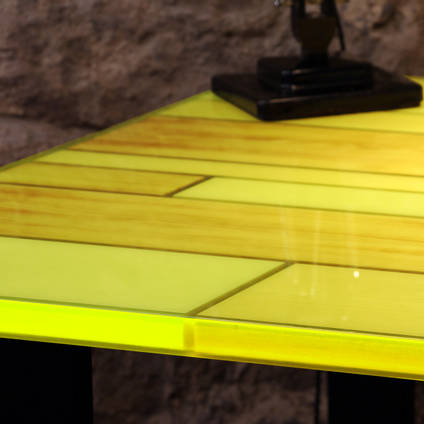 Neon Yellow Resin Table Tinting Using Neon Yellow Resin Tinting Pigment
