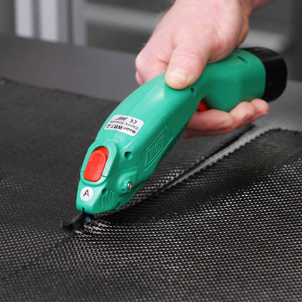 WBT2-C Electric Scissors Cutting Carbon Fabric